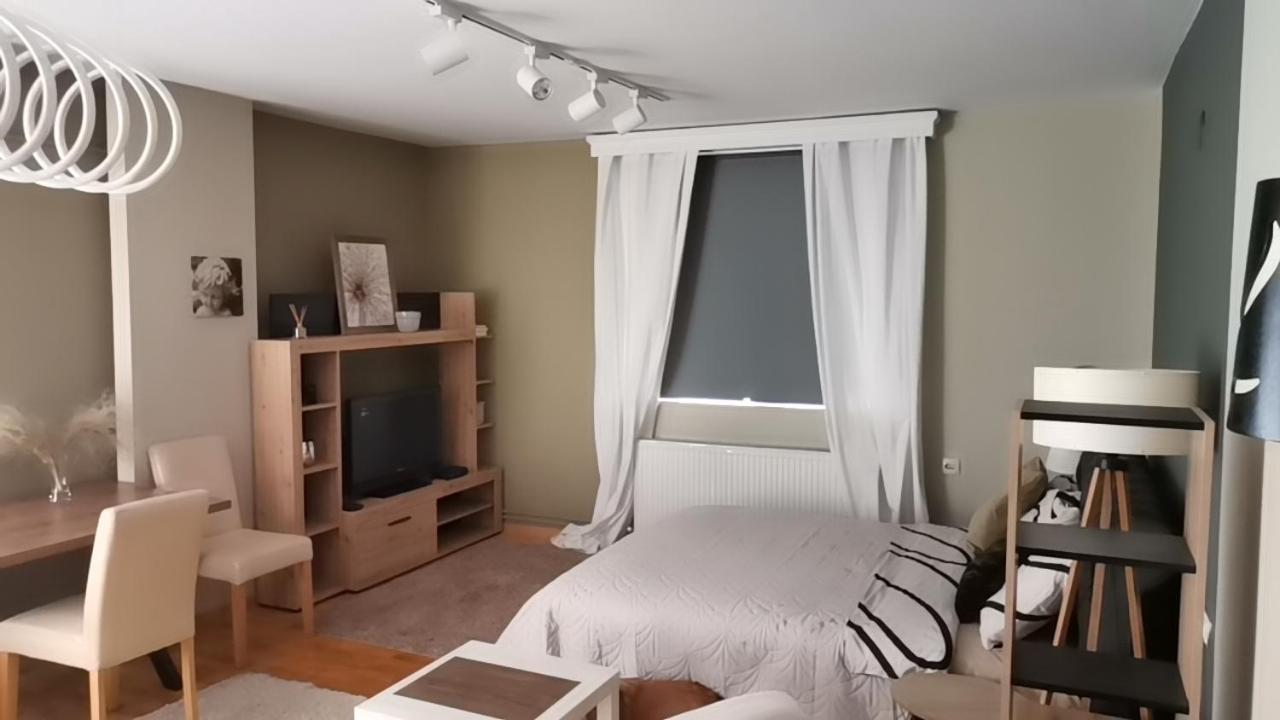 Crystal Kragujevac Apartment Ngoại thất bức ảnh