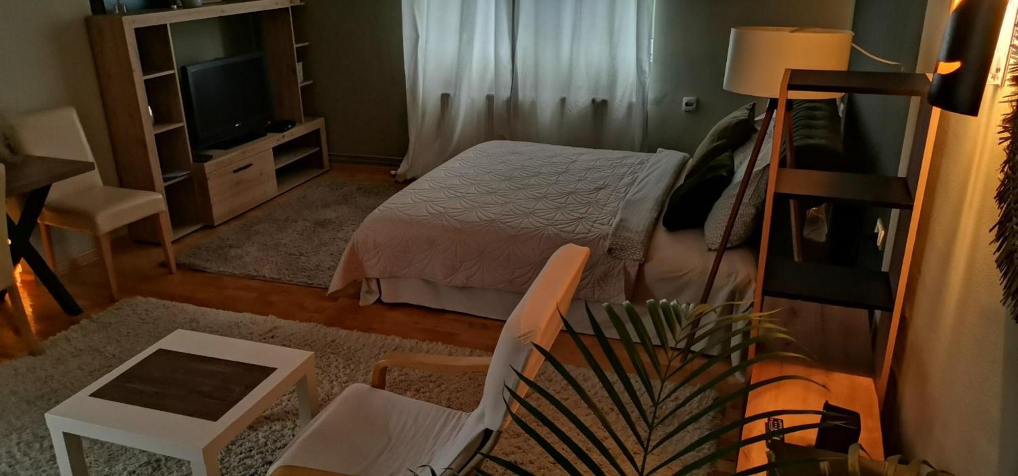 Crystal Kragujevac Apartment Ngoại thất bức ảnh