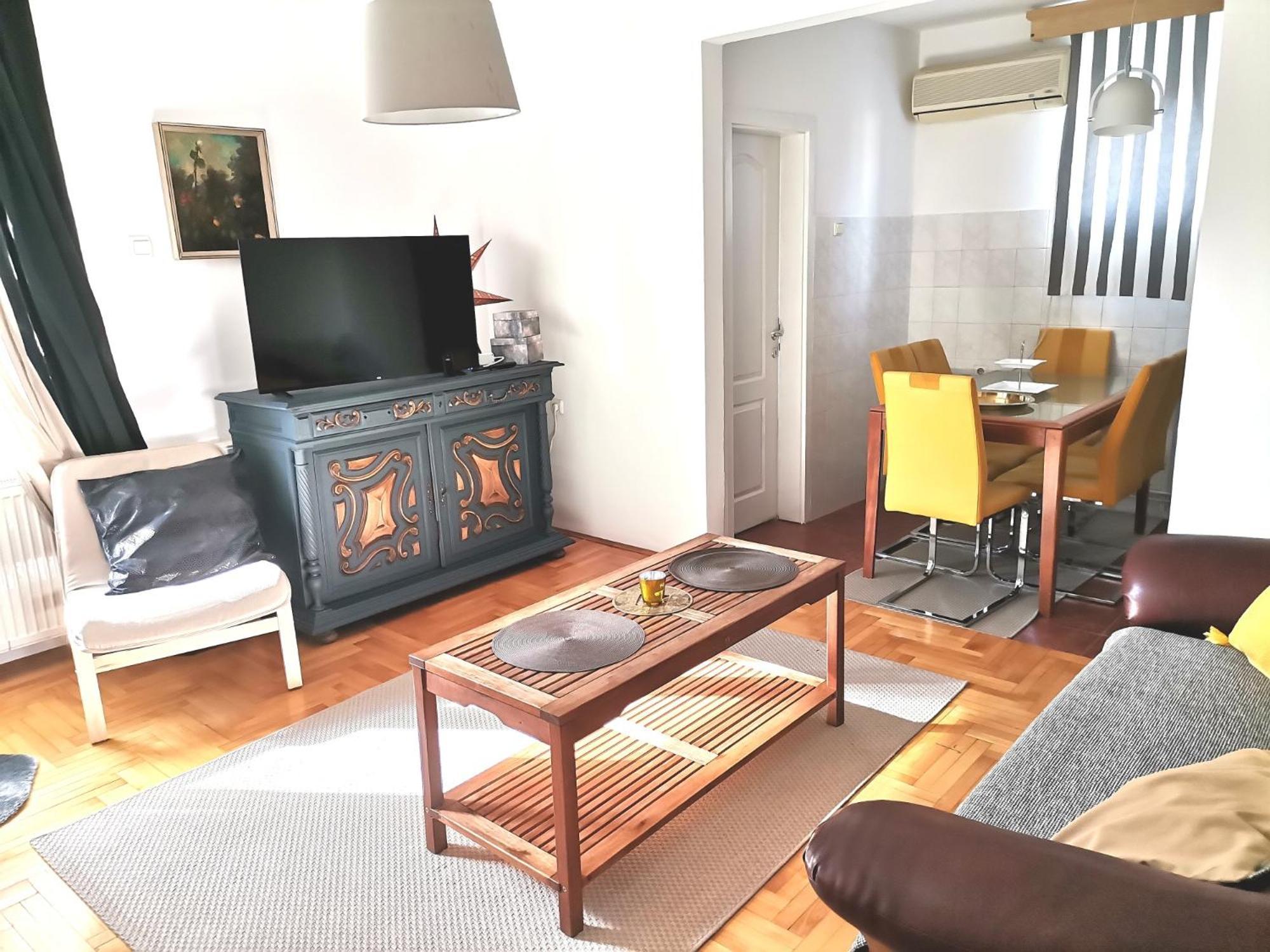 Crystal Kragujevac Apartment Ngoại thất bức ảnh