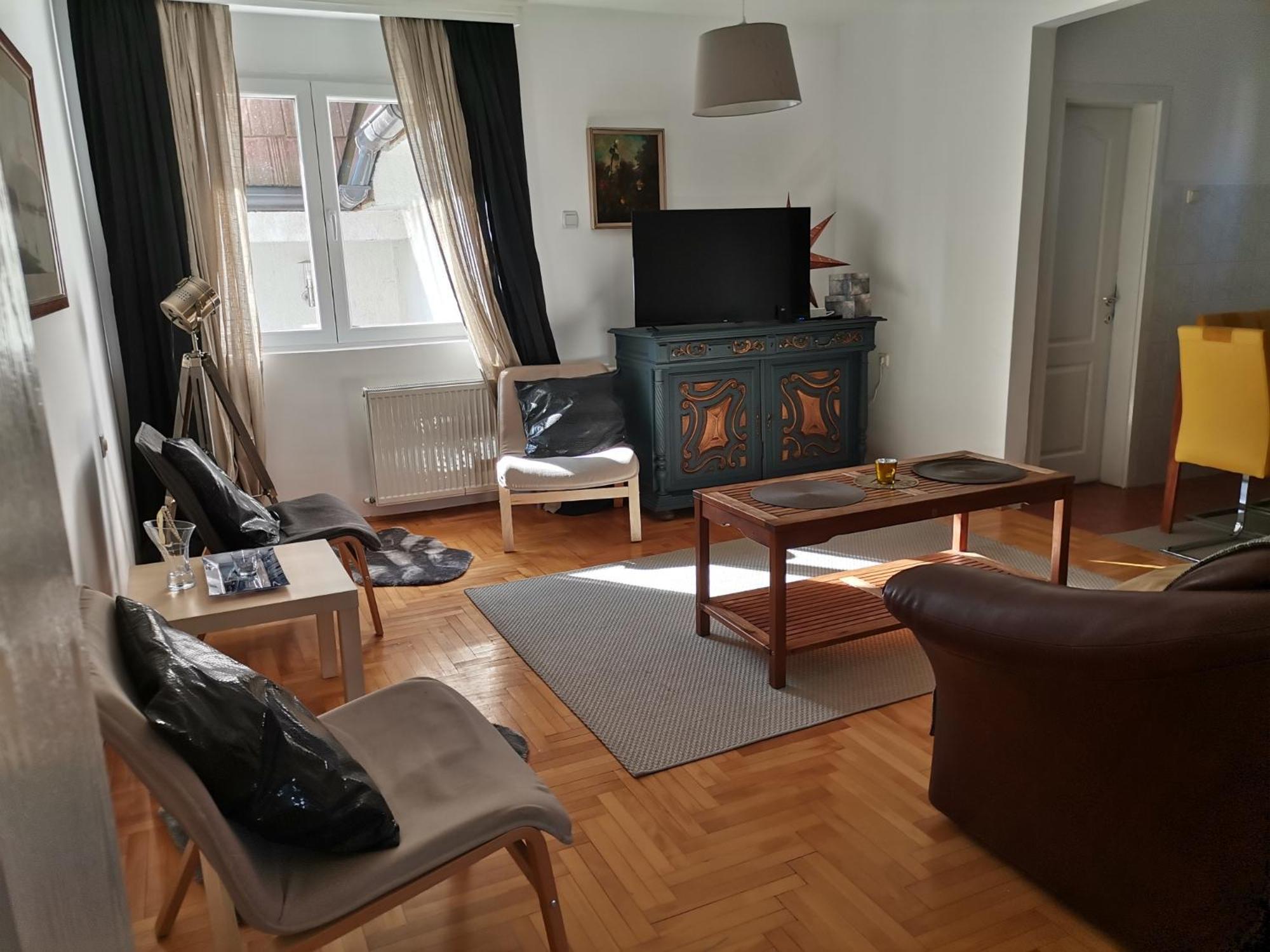 Crystal Kragujevac Apartment Ngoại thất bức ảnh